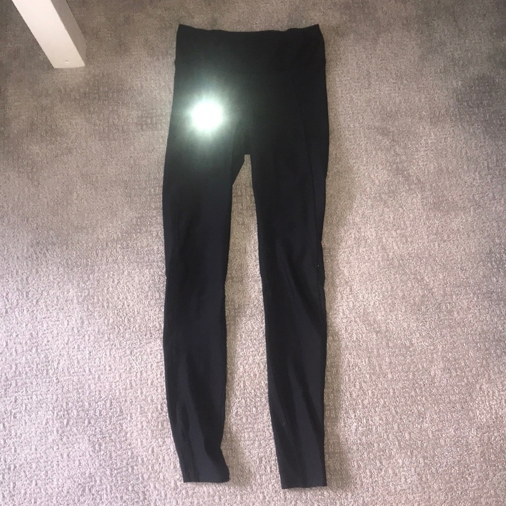 Under armour black leggings